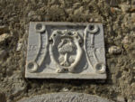 Stemma sul muro