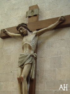 Crocifisso ligneo nella chiesa di S. Francesco a Trani (BA)