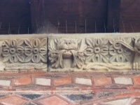 Un Green-Man nel chiostro