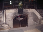 L'ingresso della cripta