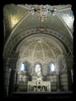 L'abside e l'altare maggiore