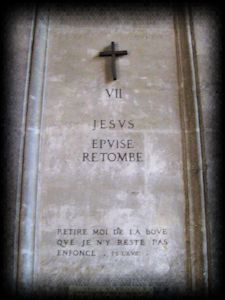 Via Crucis - Stazione VII