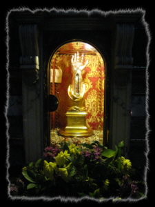 Reliquario con l'osso dell'avambraccio di San Paolo